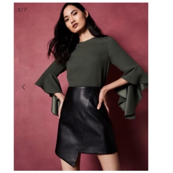 Ted Baker Dresses & Skirts - TED BAKER OOLOVE MINI SKIRT US SZ 10 OR TED SZ 4